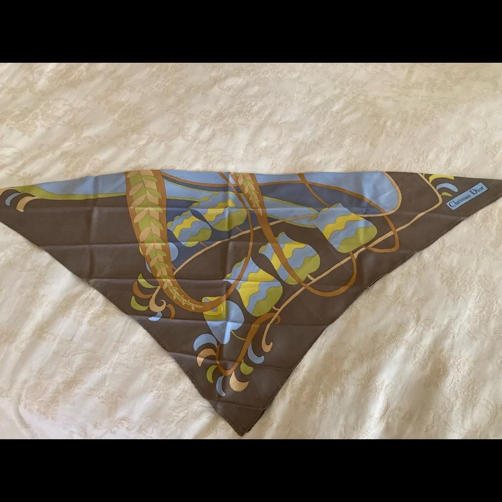 Vtg Christian Dior Silk 30” Square Scarf - Picture 3 of 5